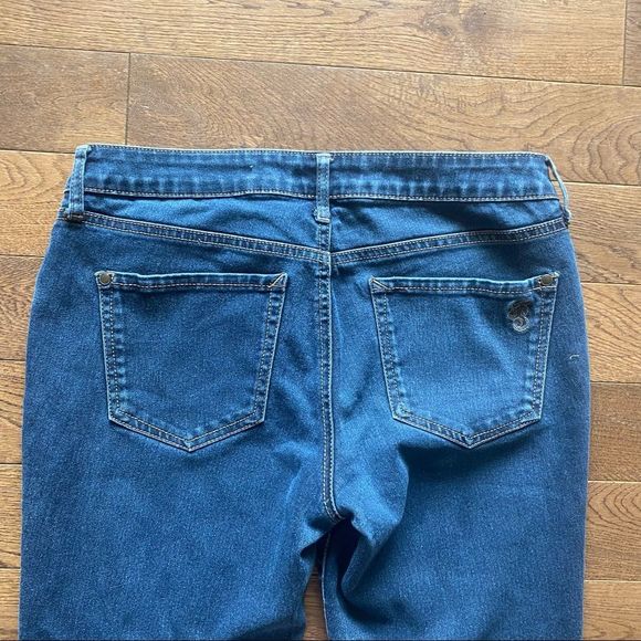Jessica Simpson Jeans - Picture 5 of 12